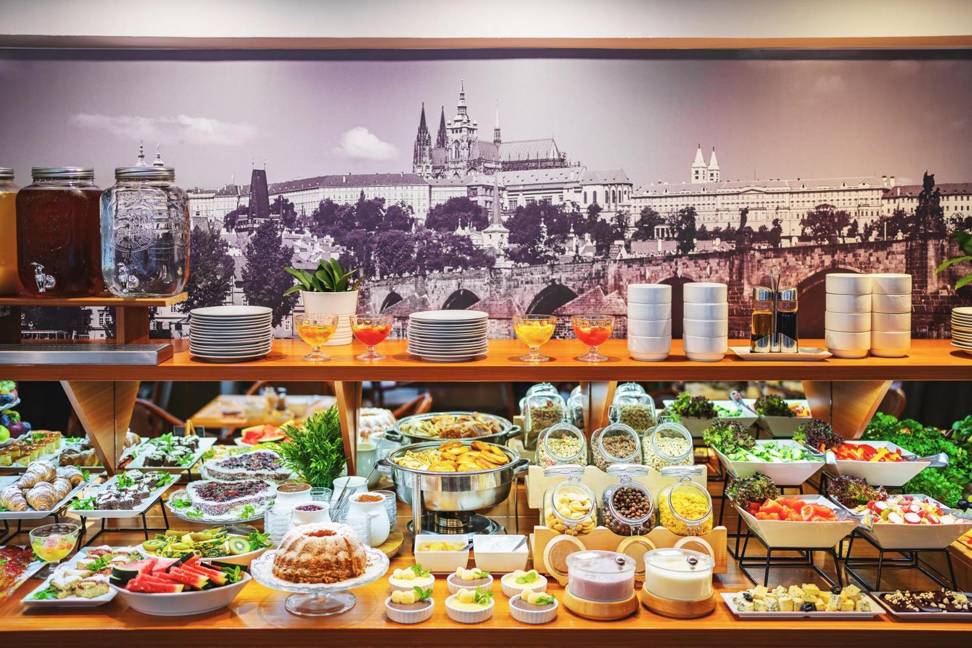Charles Central Prague Exterior photo